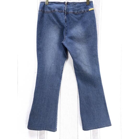 Y2K Vintage Gasoline Jeans Womens 11 Blue Embroidered Flare‎ Bootcut Low Rise - Picture 3 of 14